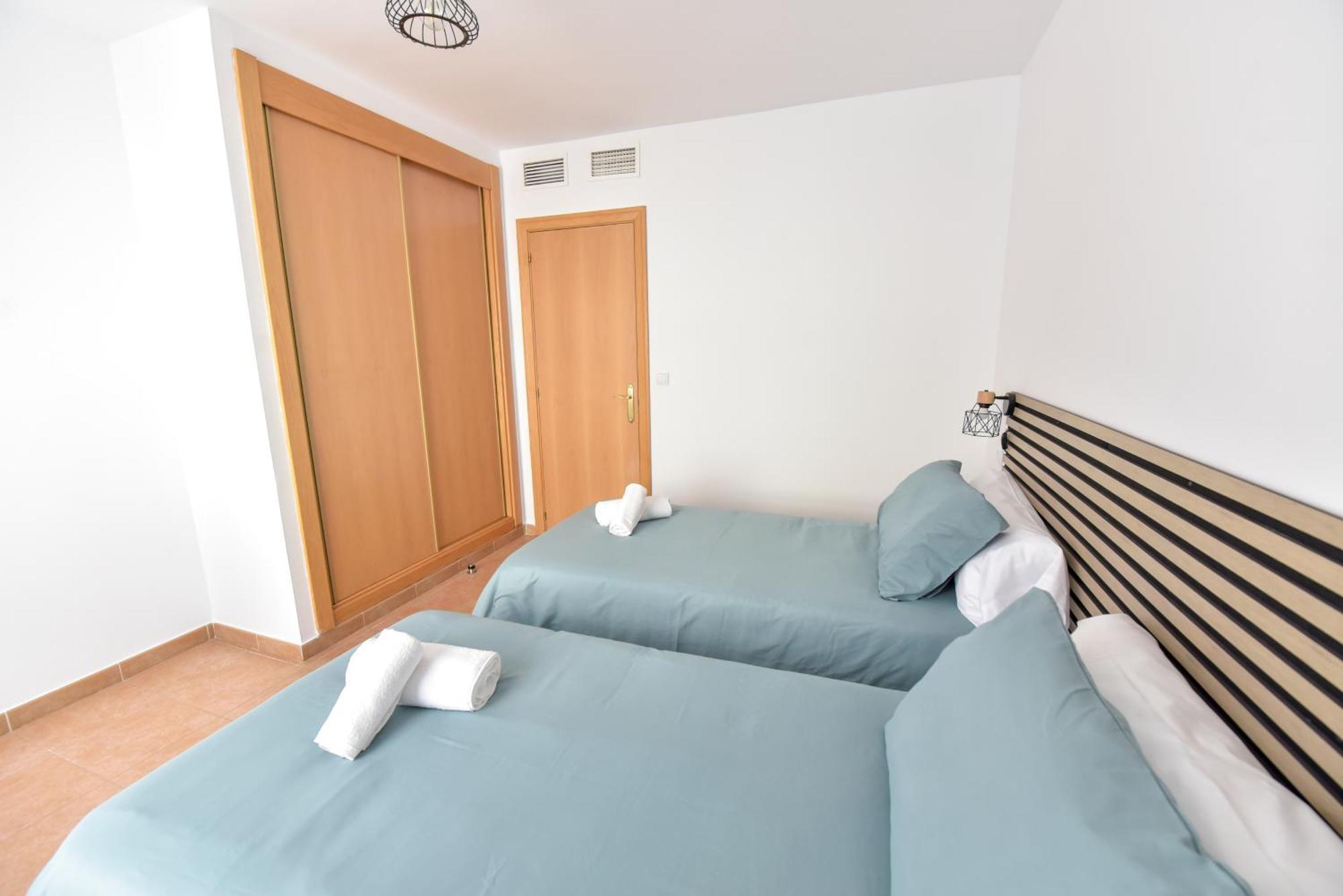 New Premium Apartment - Free Parking & Pools La Algaba Buitenkant foto