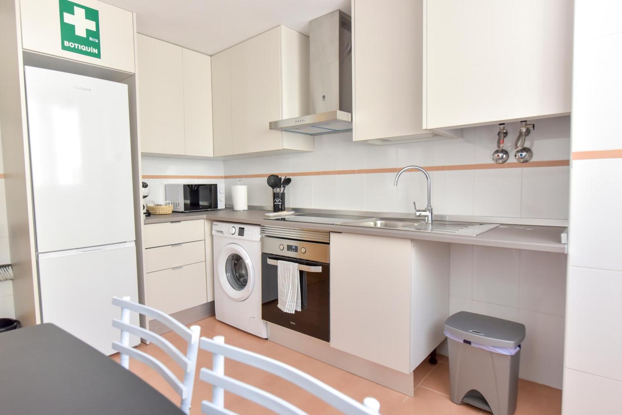 New Premium Apartment - Free Parking & Pools La Algaba Buitenkant foto