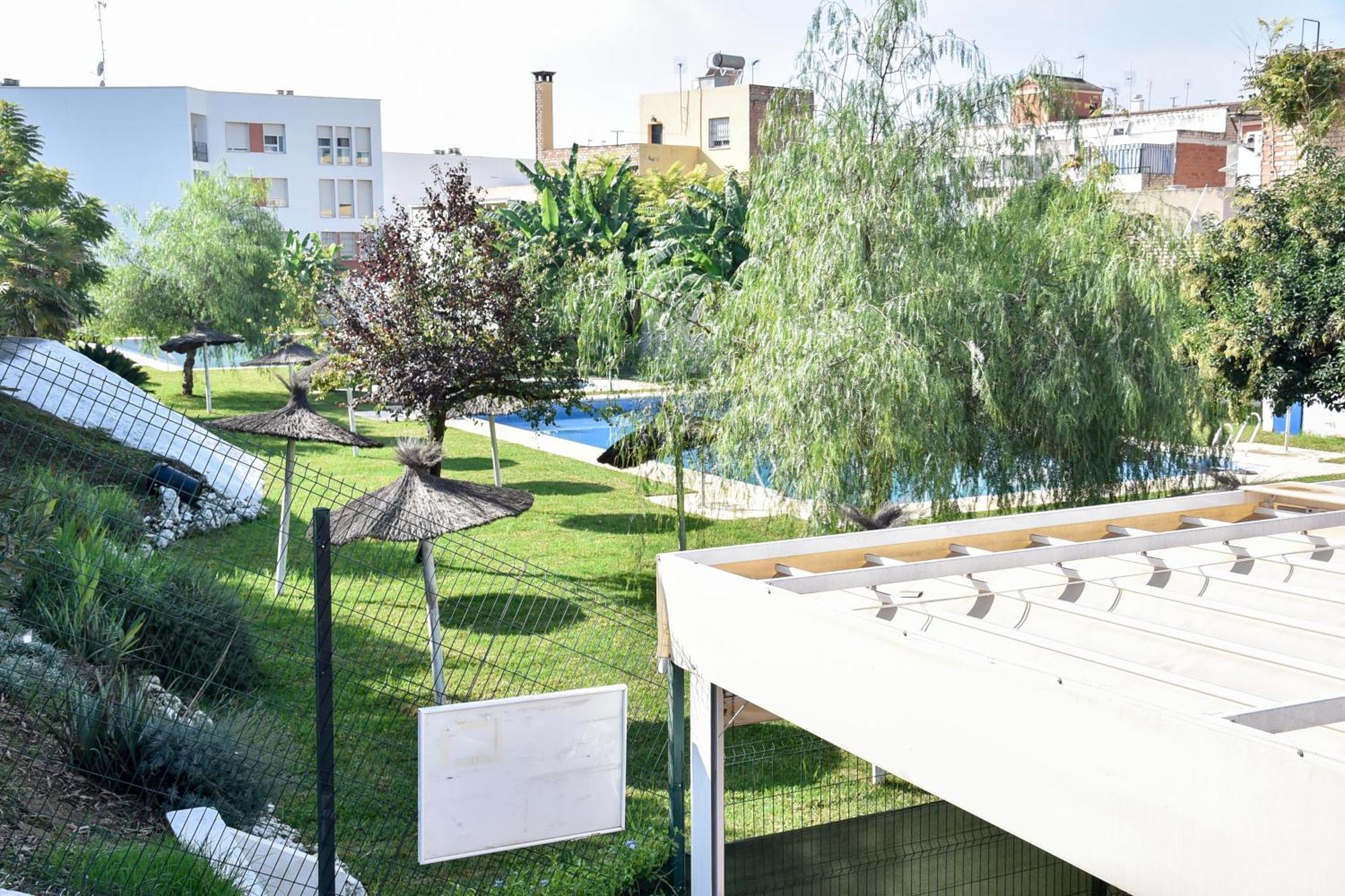 New Premium Apartment - Free Parking & Pools La Algaba Buitenkant foto