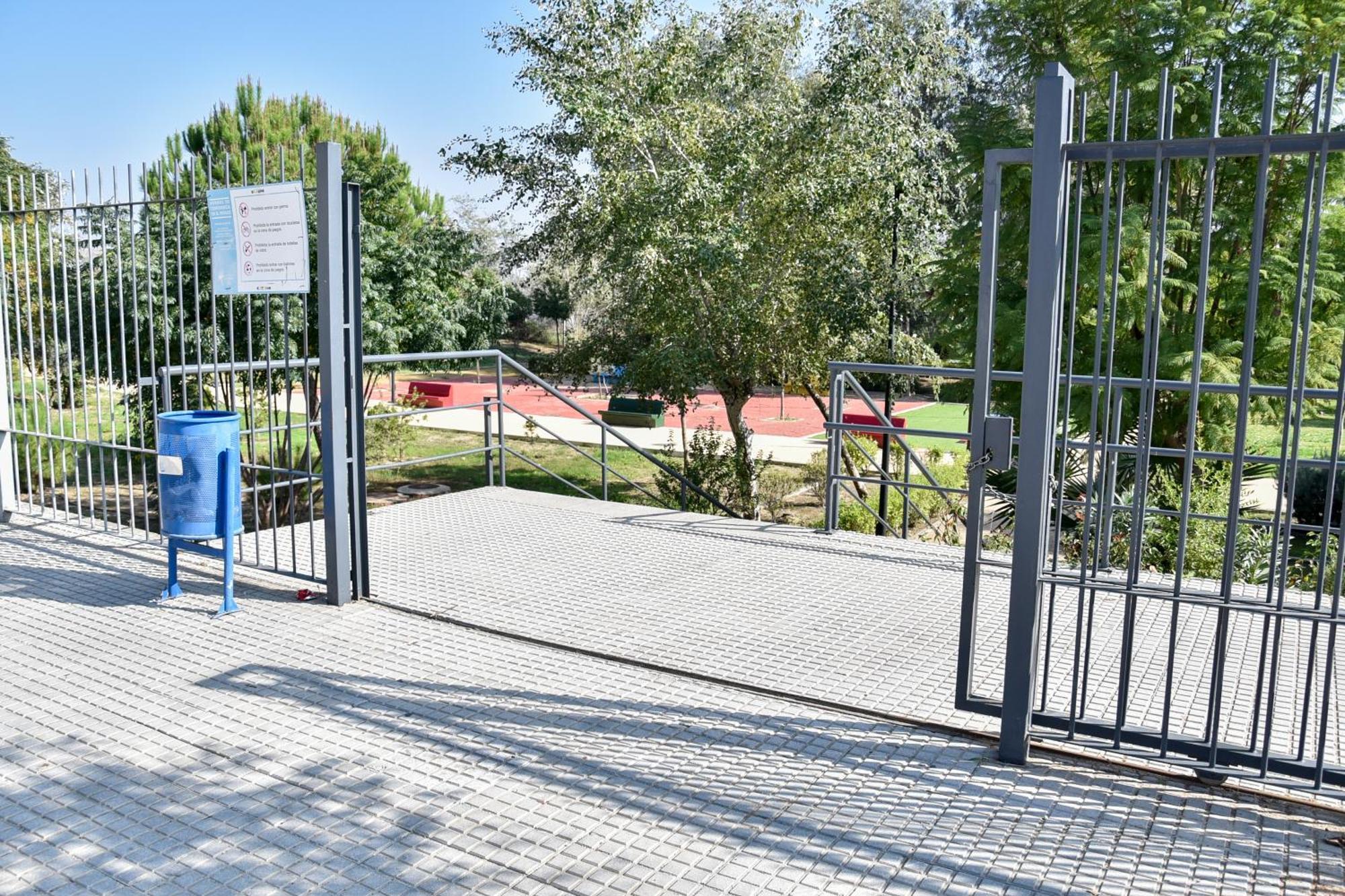 New Premium Apartment - Free Parking & Pools La Algaba Buitenkant foto